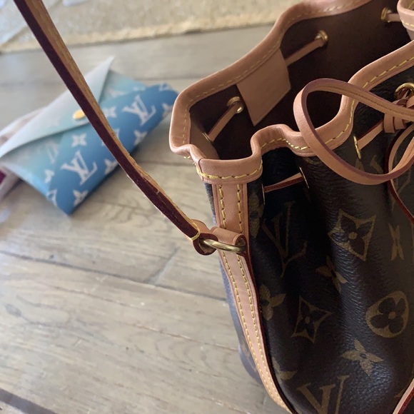 Louis Vuitton Nano Noe - Picture 7 of 14